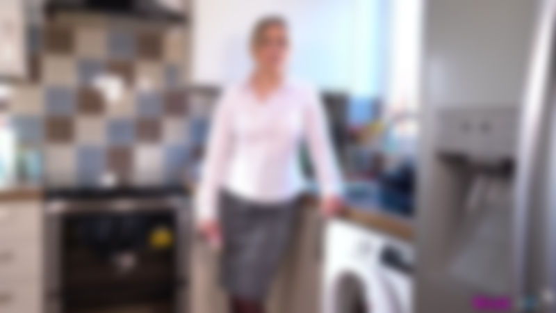 Anna Belle "Office Wanking"