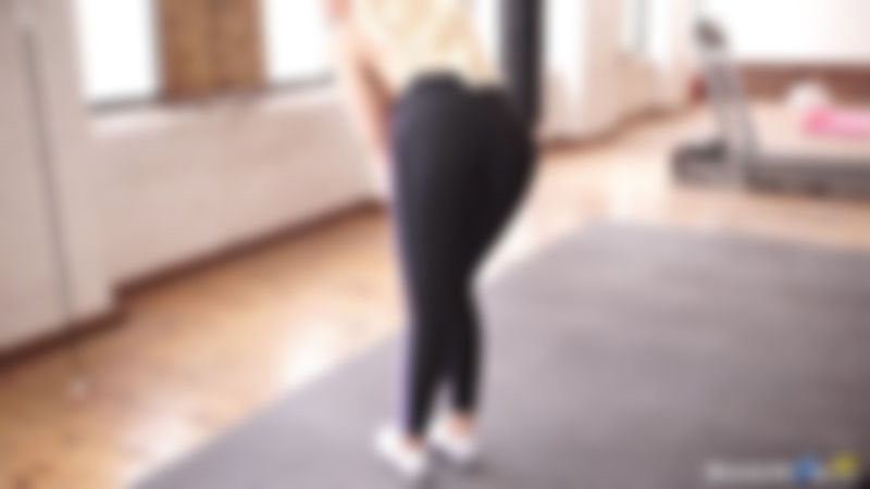 Emma "Cum Over My Tits"