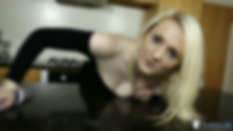 Becky B "Downblouse Party"