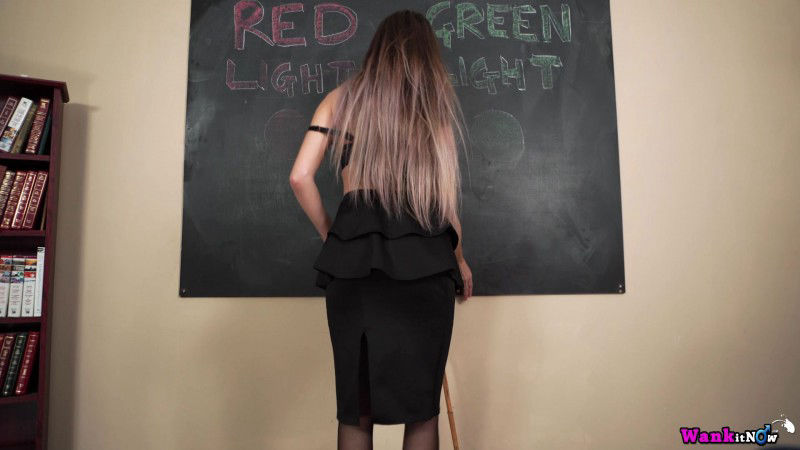 Jenny "Red Light Green Light"