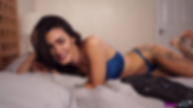 Laura "Horny Housemate"