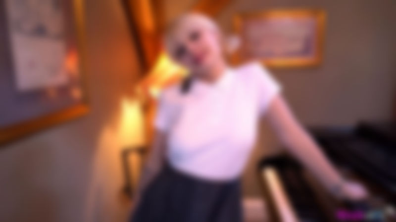 Baby Dolliiy "Pianists Penis"