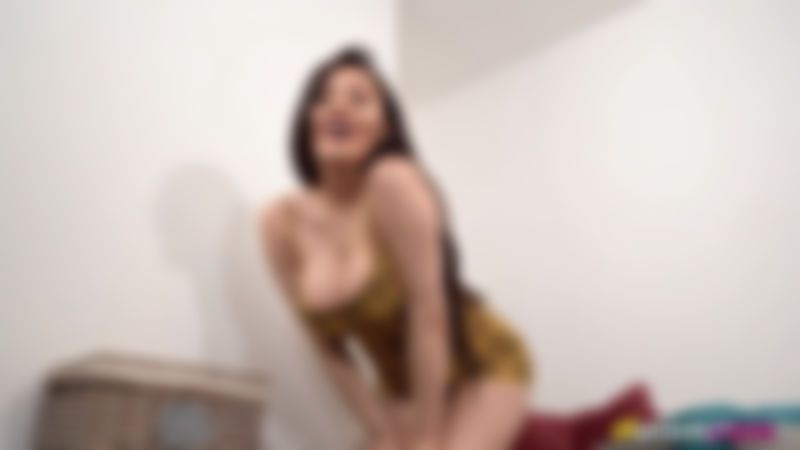 Upskirt Tease