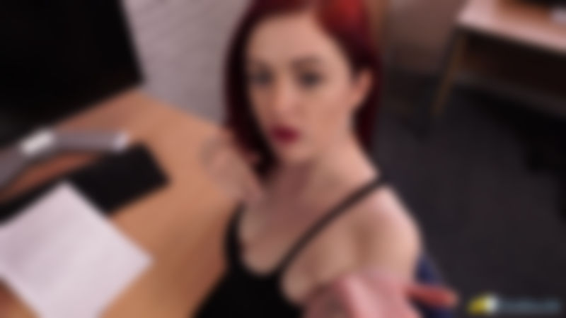 Jaye Rose "Peering Down My Top"