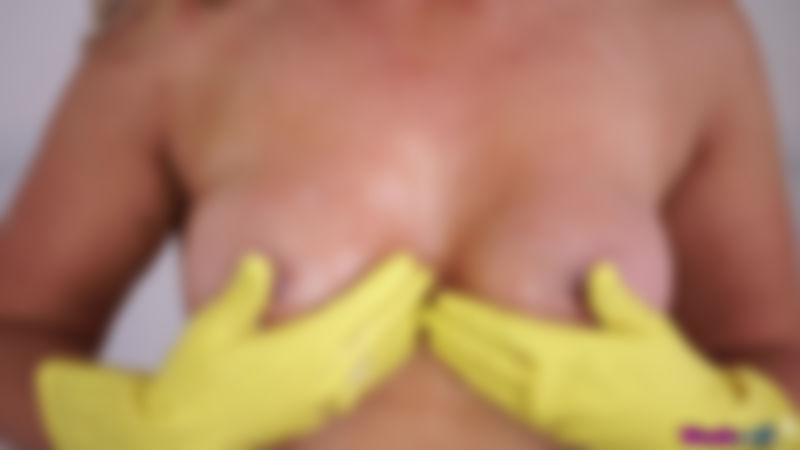 Kellie O’Brian "Big Soapy Tits"