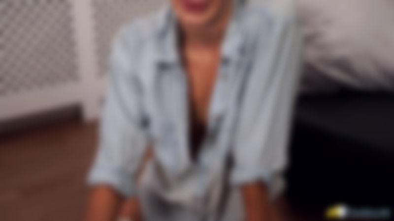 Laura "Wank Instead"