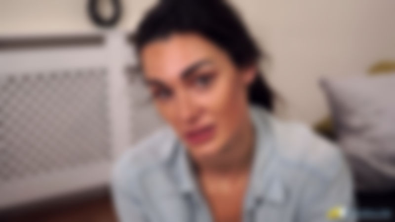 Laura "Wank Instead"