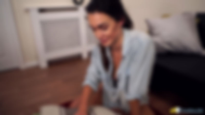 Laura "Wank Instead"