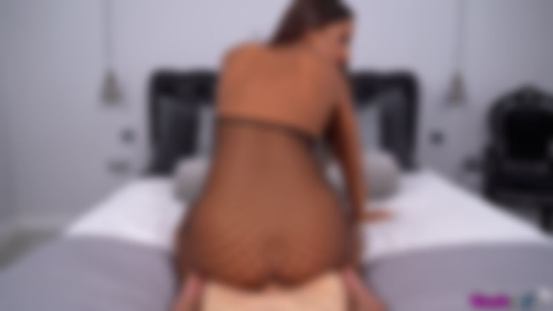 Lara Lee "Girlfriend Experience: Pt2"