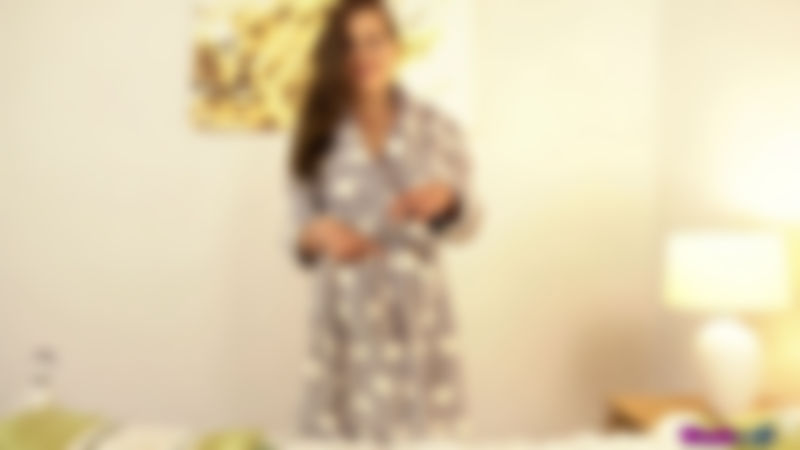 Tindra Frost "Step-Sister's Panties"