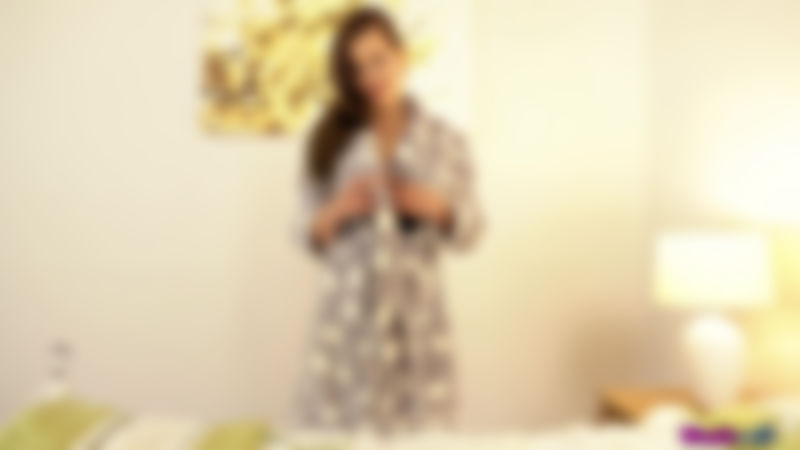 Tindra Frost "Step-Sister's Panties"