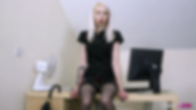 Ashleigh Doll "Risky Business"