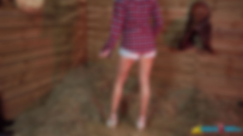 Sarah G "Busty Barn Girl"