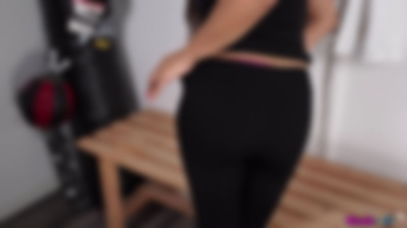 Kayla Louise "Pre-Workout Tease"