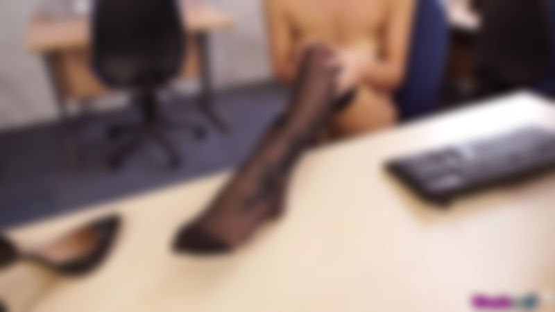 Laura "Heels & Stockings"