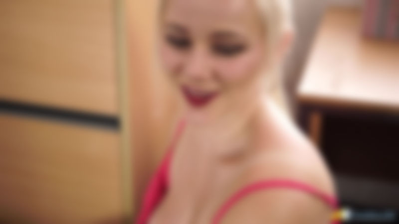 Megan "Carry On Looking"