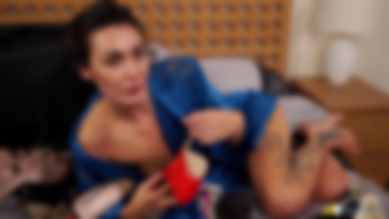 Laura "Stop Perving"