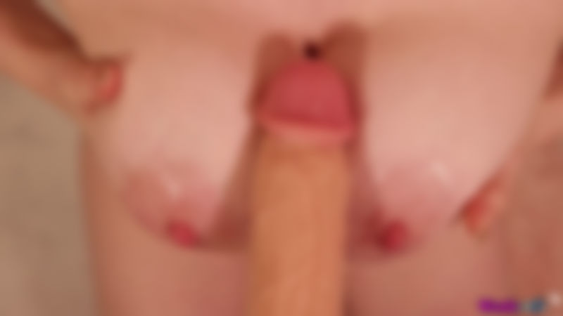BATHROOM BLOWJOB