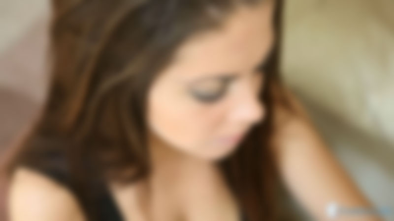 Isabella "Sheer Music"