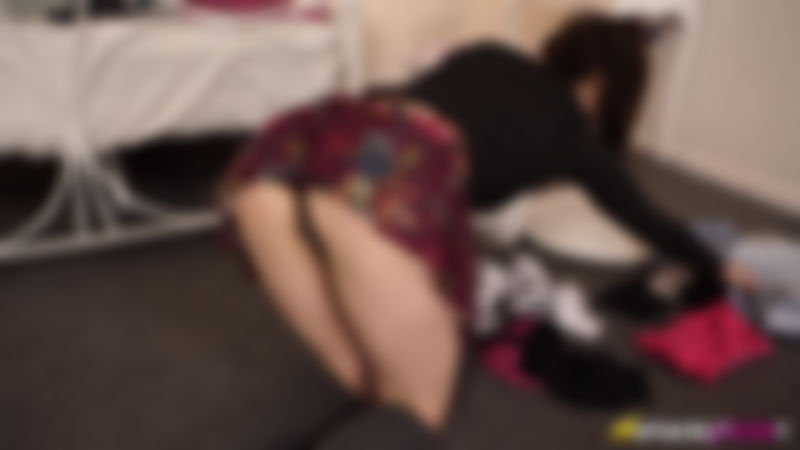 Samantha Bentley "Dirty Knickers"