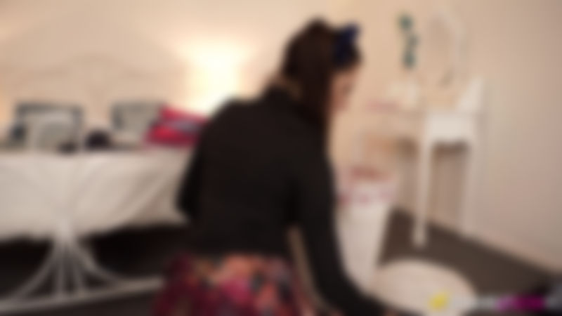 Samantha Bentley "Dirty Knickers"