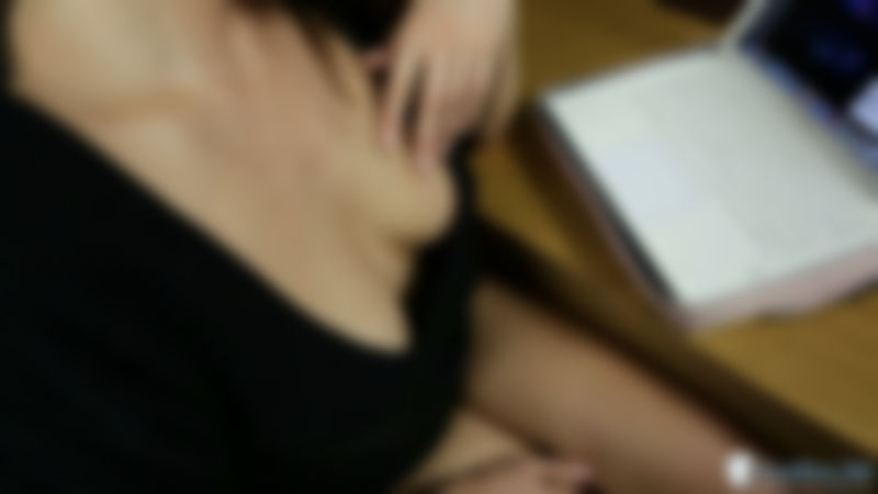 Laula "Cleavage Assignment"