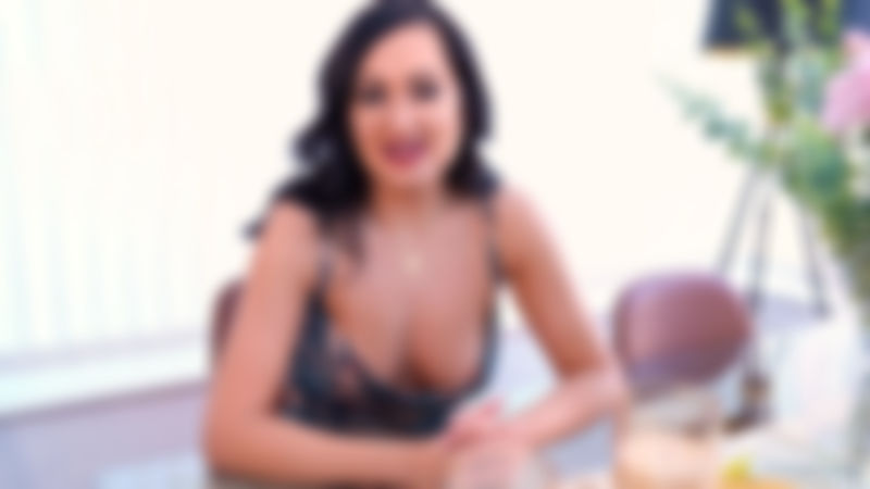 "Tea Time Tits"