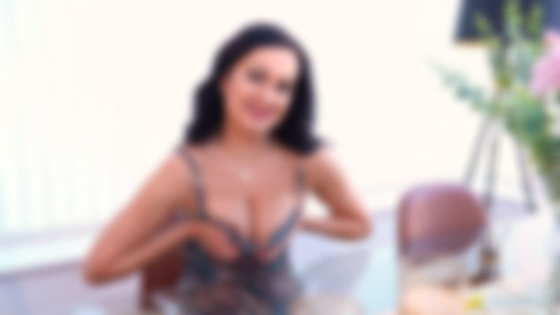 "Tea Time Tits"