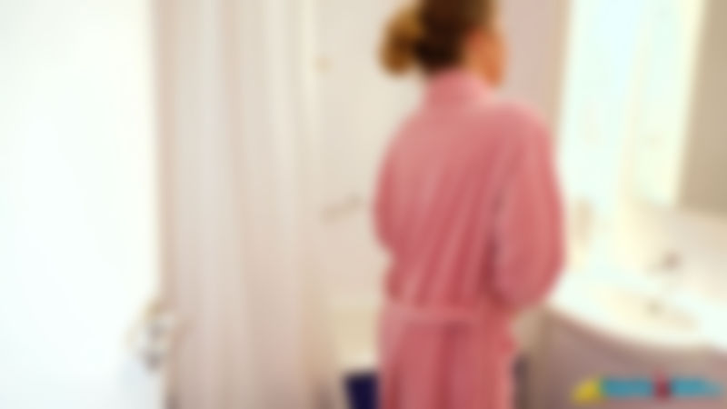 Katie Louise "Sexual Healing"