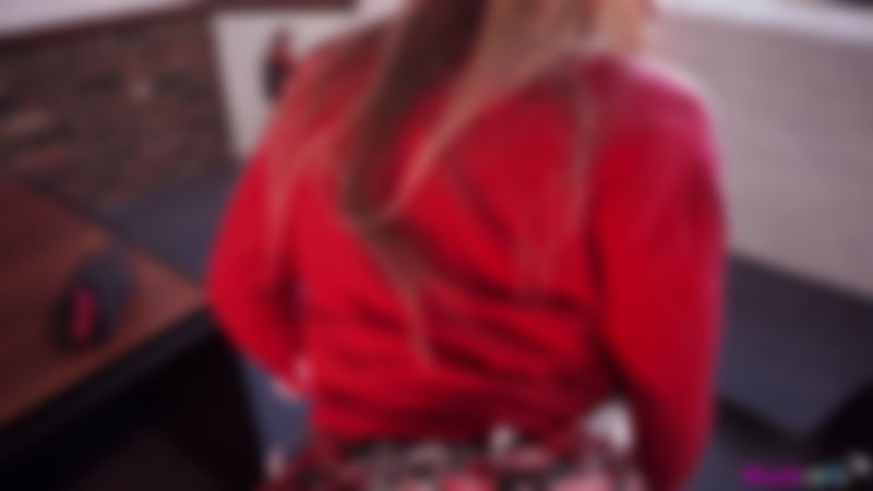 Beth "Geeky Slut:Pt2"