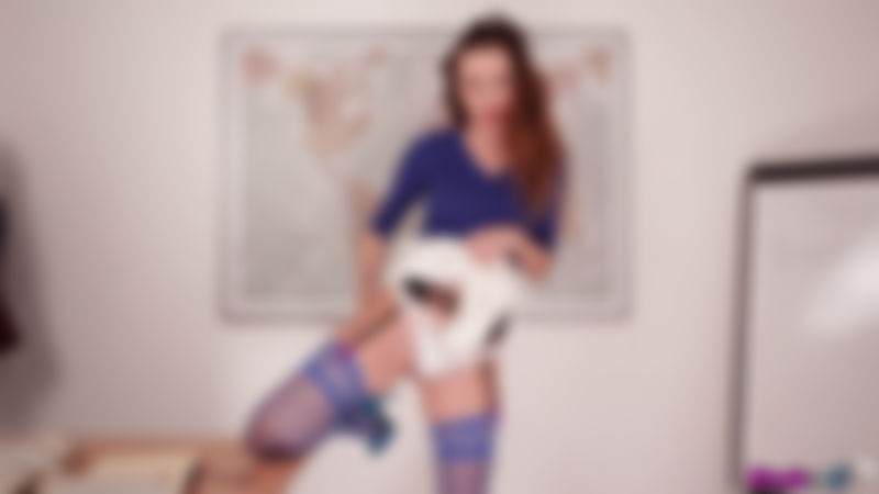 Sophia Smith "BreXXXit Deals"