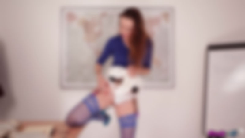 Sophia Smith "BreXXXit Deals"