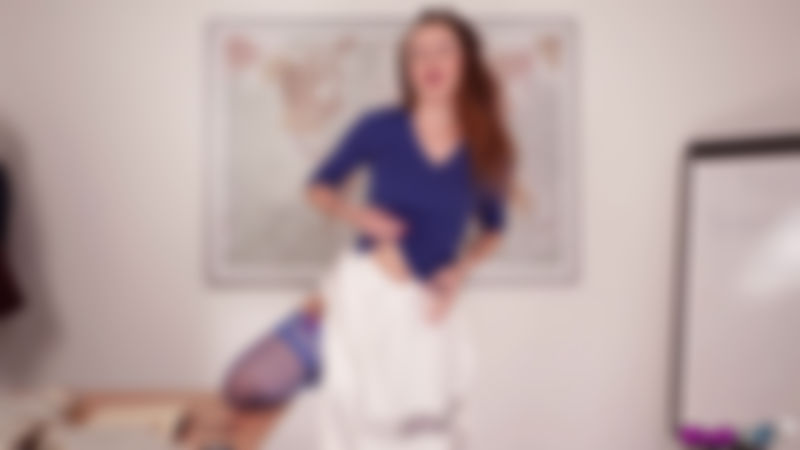 Sophia Smith "BreXXXit Deals"