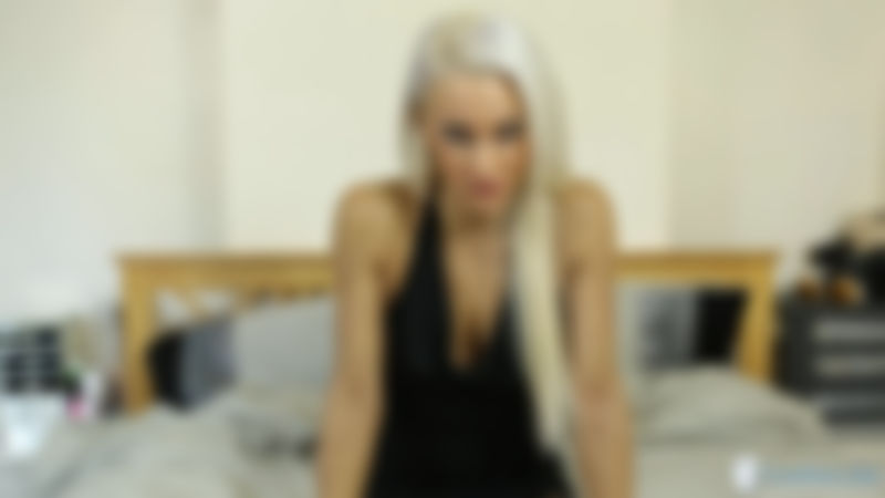 Skye Blond "Are You A Boobs Man?"