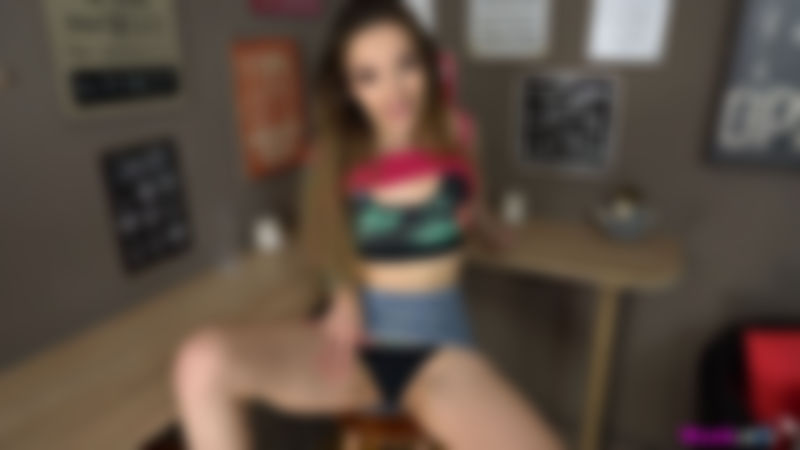Kylie Nymphette "Thanks For The Job"