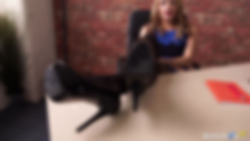Penny L "Tits And Toes"