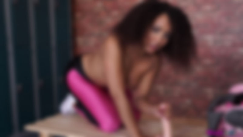 Kayla Louise "Red Light Green Light"
