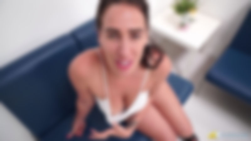 Tammie Lee "What Are You Staring At?"