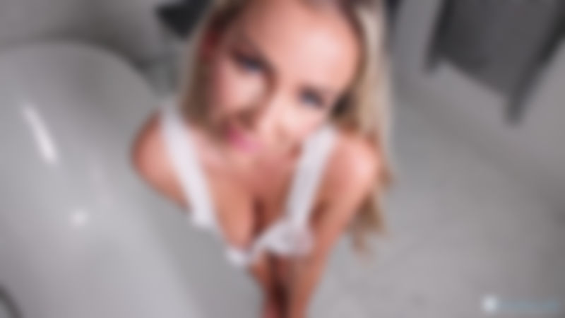 BATHROOM CLEAVAGE