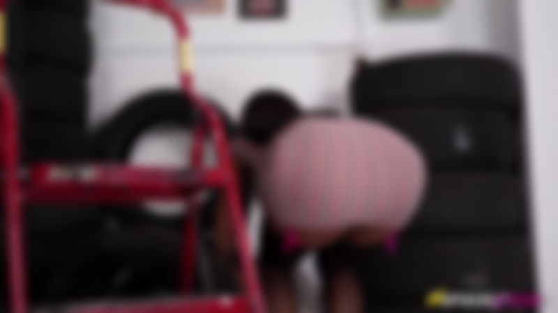 Ruby Summers "Thrill Seeker"