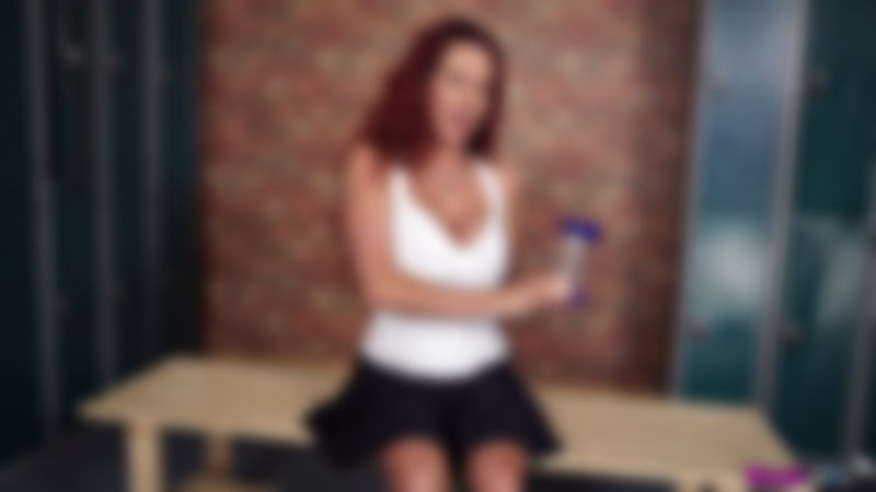 Faye Rampton "Hourglass Challenge"