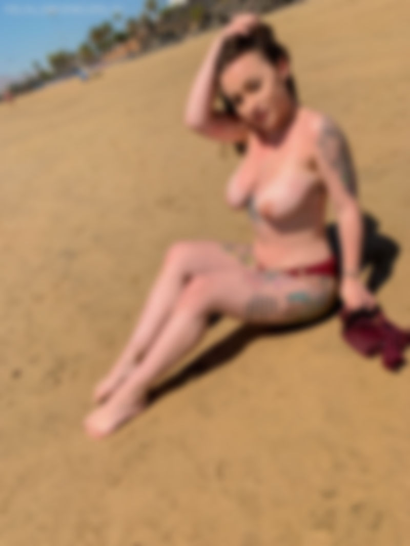 Sandy Boobs