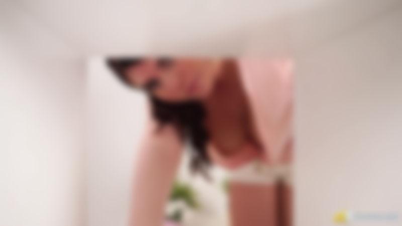 Kylie K "Cleaning Deal"