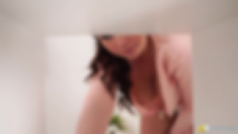 Kylie K "Cleaning Deal"