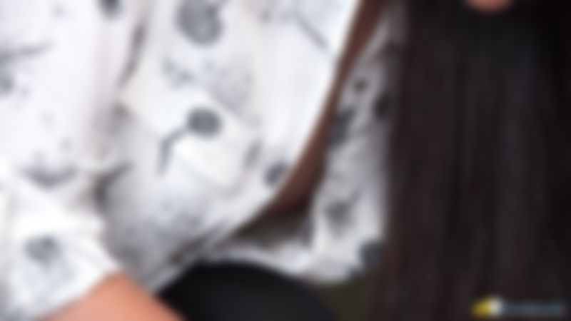 Rebecca G "Nipple Peek"