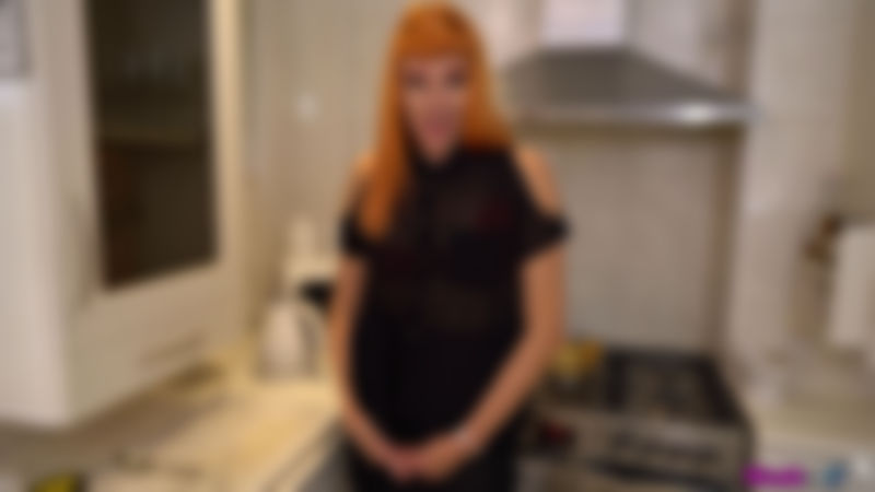 Auburn Fox "Kitchen Wank"