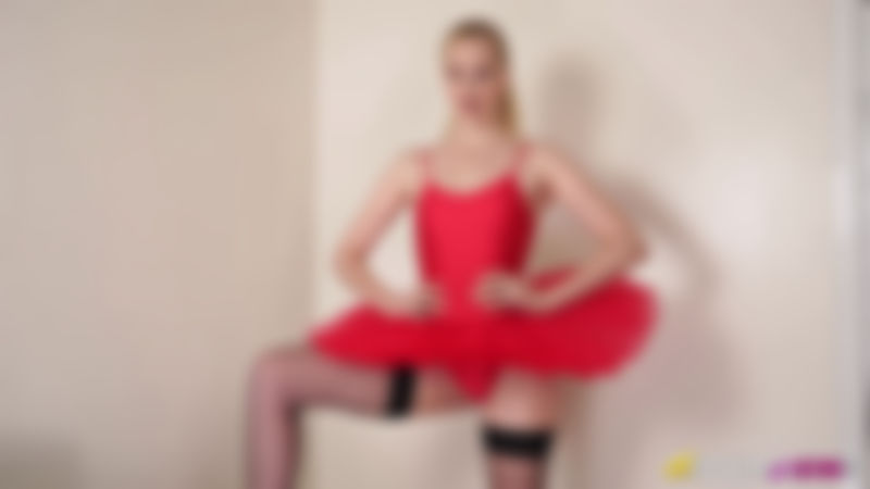 Ariel Anderssen "Sexy TuTu"
