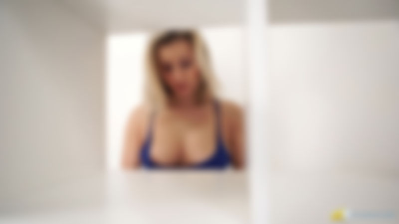 Louise "Sexy Cleavage"