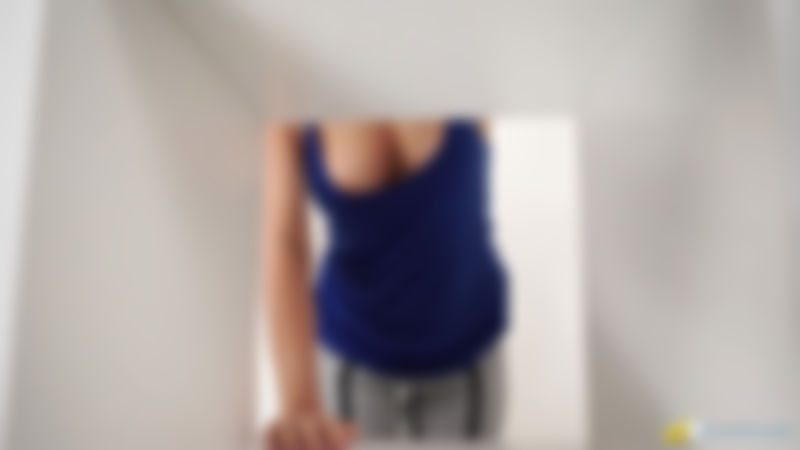 Louise "Sexy Cleavage"