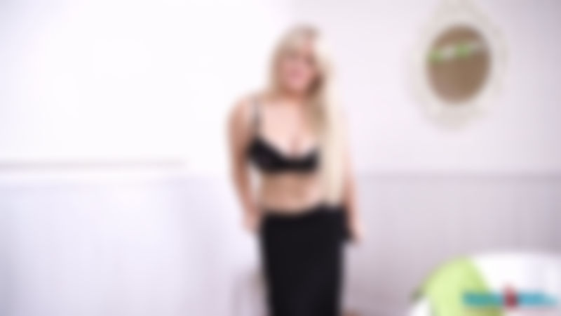 Lizzie "Bathtime Bribe